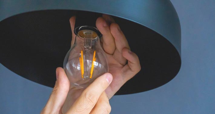 changing led light bulb